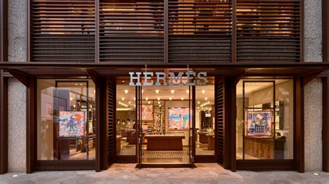 hermes store near me hours